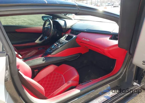 2018 Lamborghini Aventador S из США, поврежденный, VIN ZHWUV4ZD0JLA07069